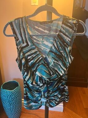 Zac & Rachel Blue Black Abstract Sleeveless Top With Front Ruffle.